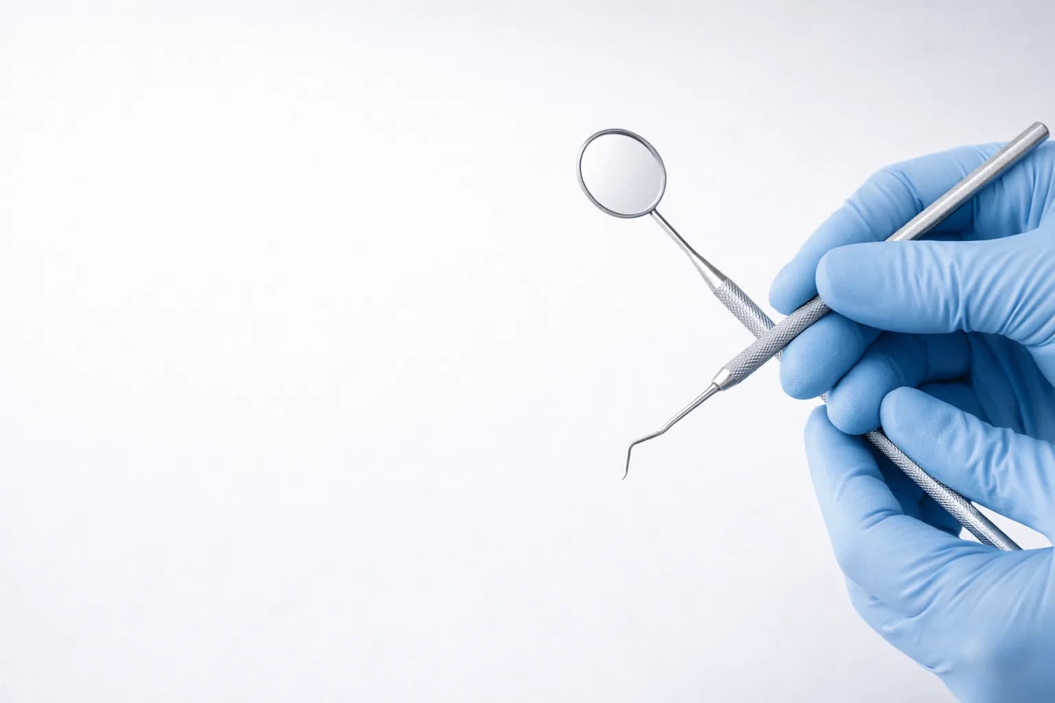 Консультація стоматолога у Харкові