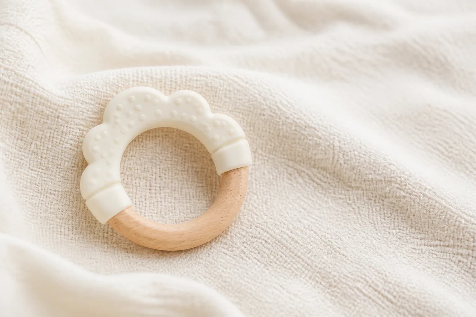 Teething in Babies: Symptoms and When to See a Doctor